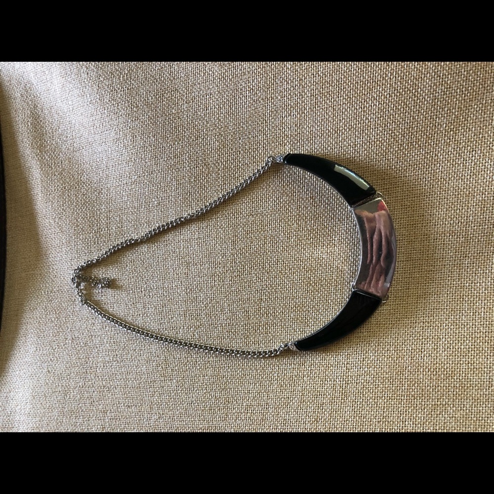 Women’s Necklace